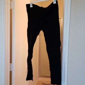 Long thin black leggings